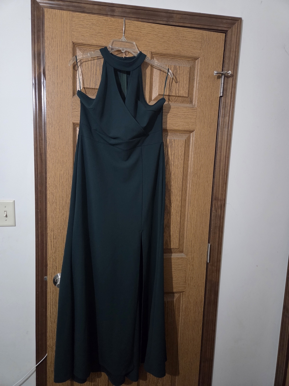 Elegant Dark Green Halter Evening Dress